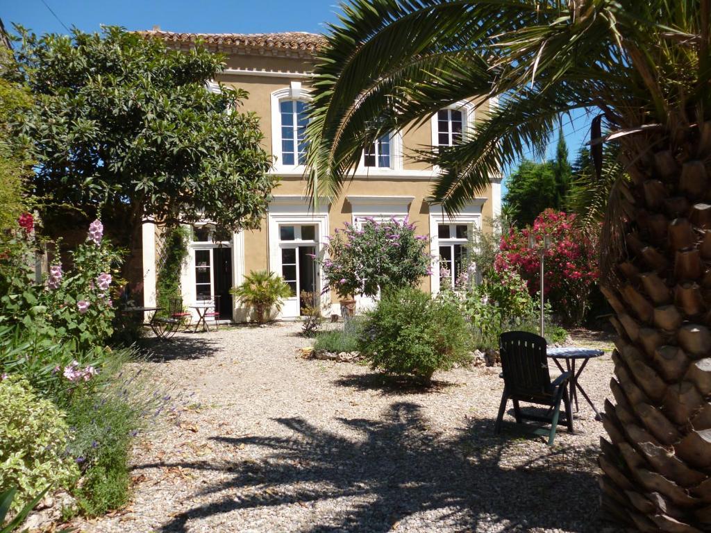 La Maison Des Palmiers Homps  Exterior photo