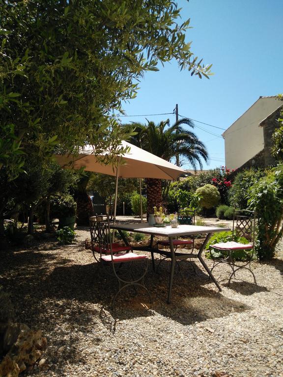 La Maison Des Palmiers Homps  Exterior photo
